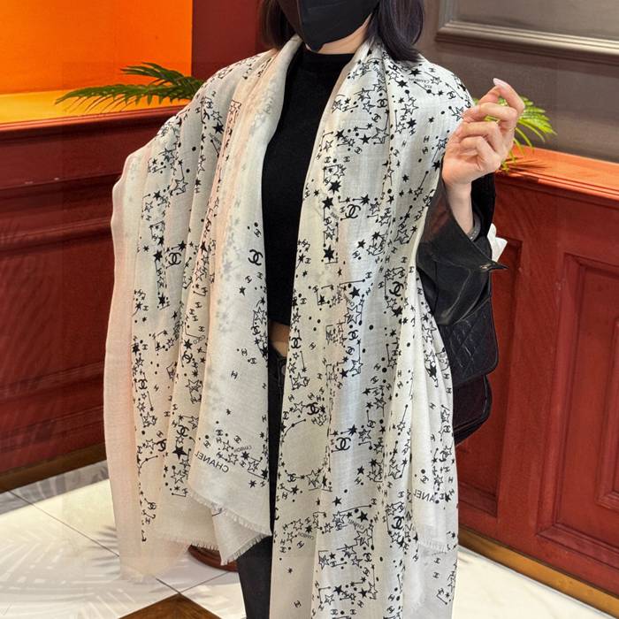 シャネル クラシックデザインスカーフ 100x200cm