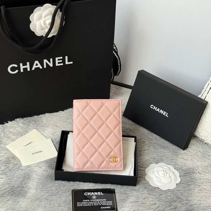 CHANEL AP3197 クラシックパスポートケース カヴィア粒革 サイズ:14.5x10.5cm