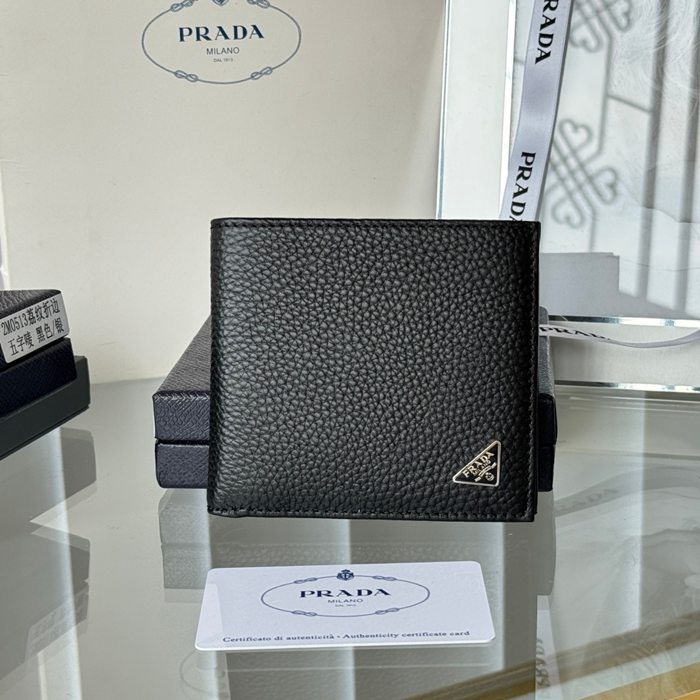 PRADA 2M0513 メンズ短財布 荔枝紋牛皮 サイズ:11x9.5cm