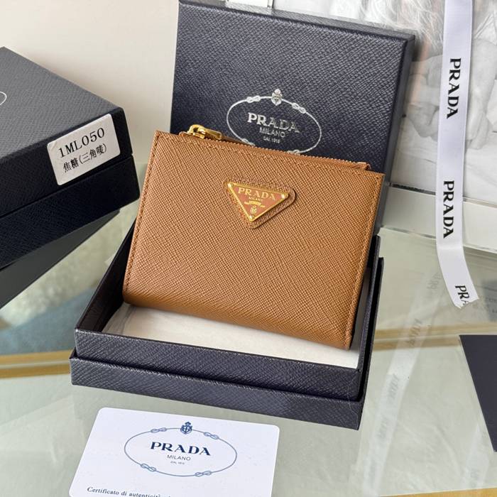 PRADA 1ML050 短財布 サフィアーノ十字紋 牛皮 サイズ:10x9cm