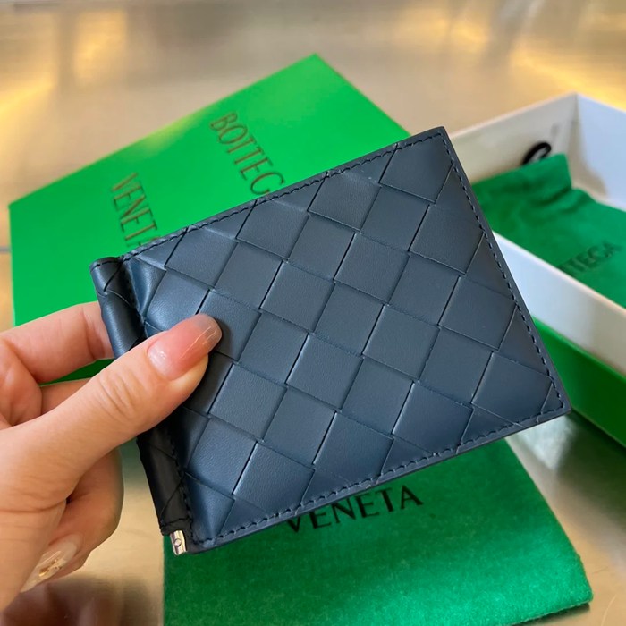 BOTTEGA VENETA BV 592626 新作マネークリップ 編み牛皮 11.5x9x0.5cm サイズ:11.5x9x0.5cm
