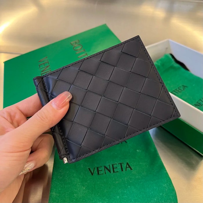 BOTTEGA VENETA BV 592626 新作マネークリップ 編み牛皮 11.5x9x0.5cm サイズ:11.5x9x0.5cm