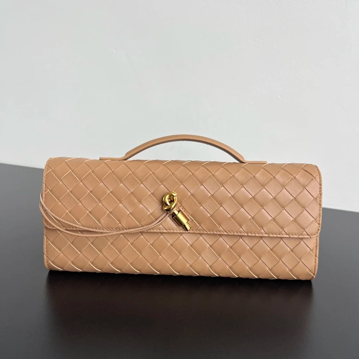 BOTTEGA VENETA BV 741511 クラッチバッグ 編み羊革 31x13cm サイズ:31x13cm