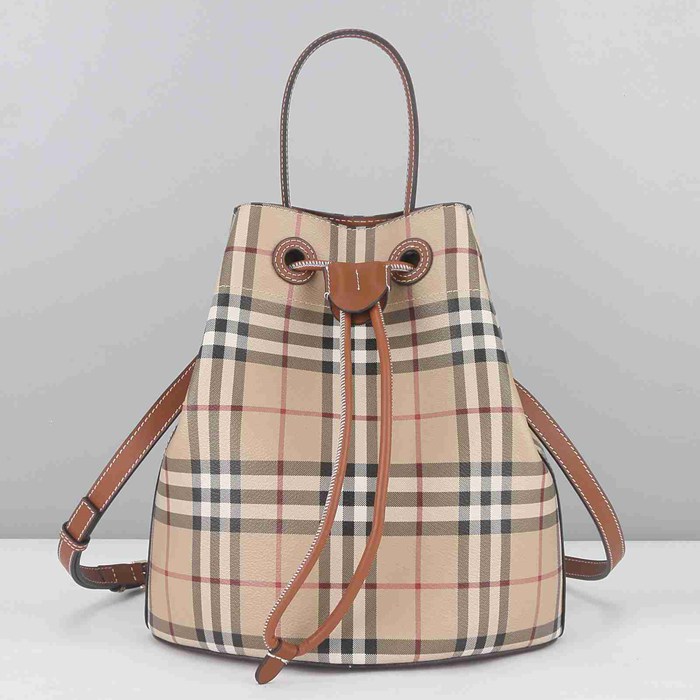 BURBERRY 59611 ブラウン 斜め掛けバッグ クラシックチェック 26x26x16cm サイズ:26x26x16cm