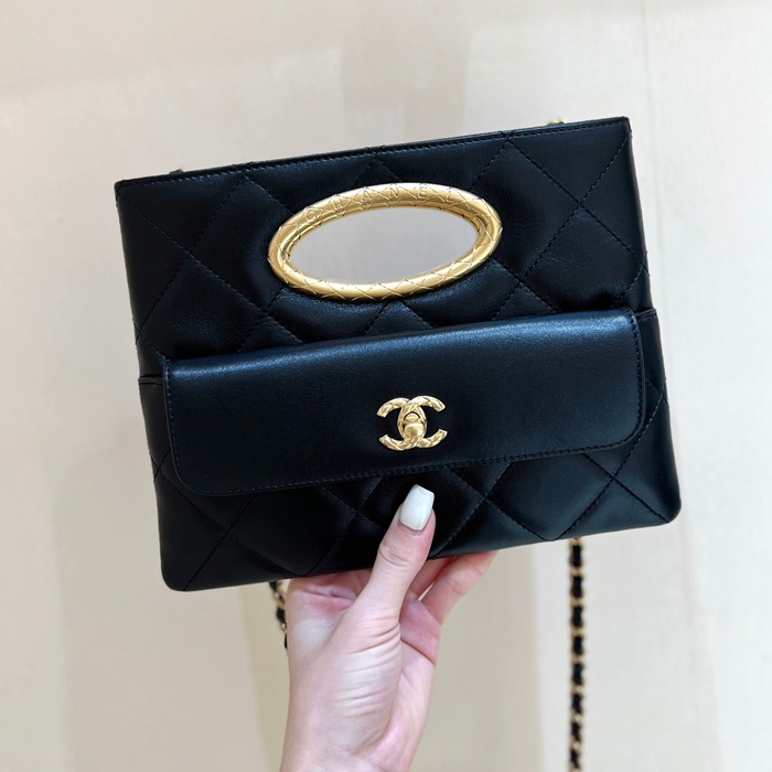 CHANEL ラムレザー グレンチェック ブラック×ゴールド 秋冬 25×19×3cm サイズ:25×19×3cm