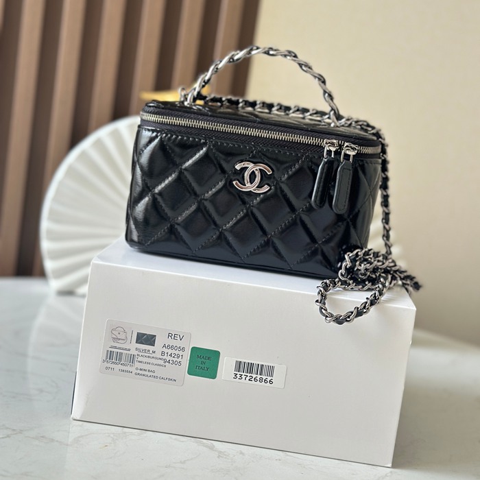 CHANEL 66056 カーフレザー ブラック ハンドバッグ 17×9.5×8cm サイズ:17×9.5×8cm