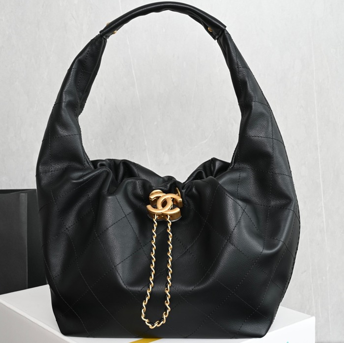CHANEL カーフレザー ホワイト×ゴールド ヴィンテージ 小 32×24×12cm サイズ:32×24×12cm