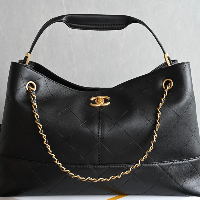 CHANEL ラムレザー ブラック×ホワイト×ゴールド トートバッグ ヴィンテージ 大容量 40×28×15cm サイズ:40×28×15cm
