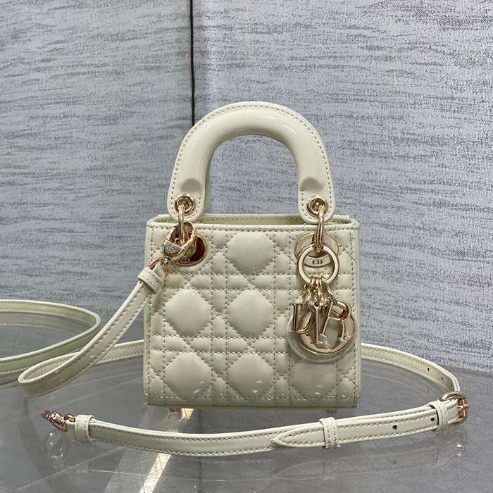 DIOR エナメル レター ブラック、ホワイト、レッド カードケース 12.0x10.0x5.0cm サイズ:12x10x5cm