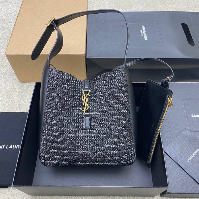 SAINT LAURENT 823812 編み ブラック、ゴールド 脇下バッグ クラシック 22x22x10cm サイズ:22x22x10cm