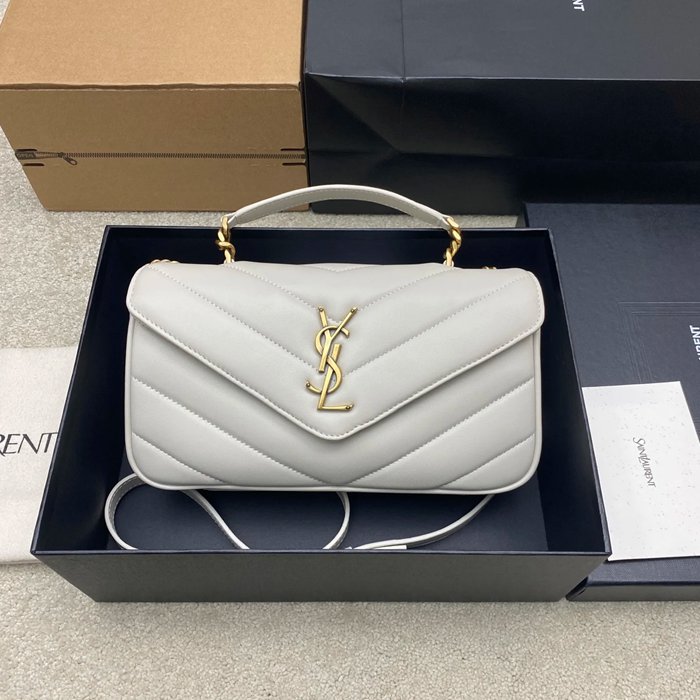 SAINT LAURENT 869461 ラムレザー ホワイト、ゴールド 斜め掛けバッグ チェーン 25x13cm サイズ:25x13cm
