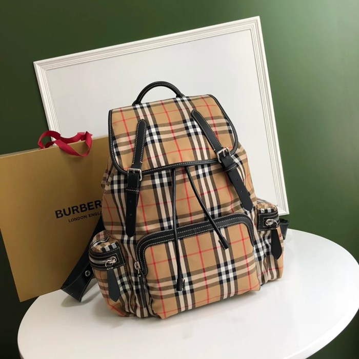 Burberry ヴィンテージタータンチェック リュック タータンチェック ブラウン 4711 サイズ:42x28cm