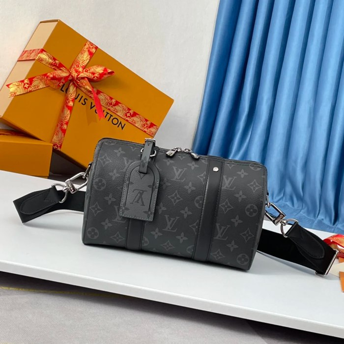 Louis Vuitton 图案 トラベルバッグ モノグラム ブラック M45936 サイズ:27x17x13cm