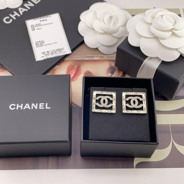 シャネル スタイル ピアス ダイヤモンド