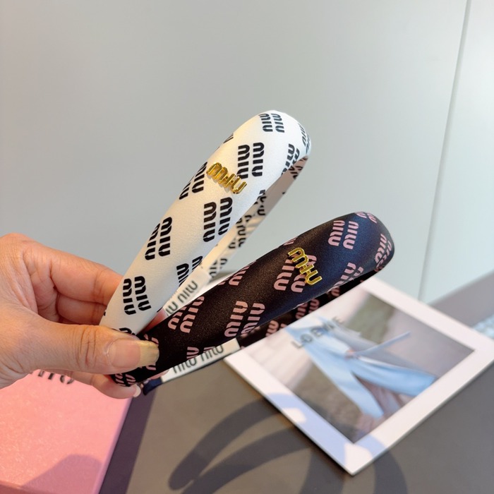 ミュウミュウ スタイル ヘアバンド サテン