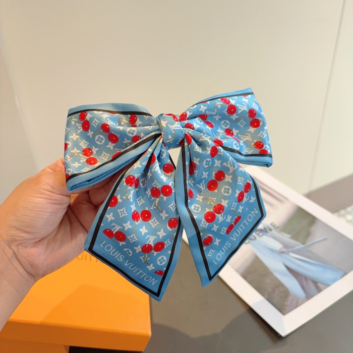 ルイ ヴィトン スタイル ヘアクリップ ボウ サクラ