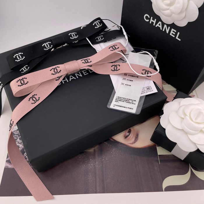 シャネル スタイル ヘアクリップ ボウ クリスタル