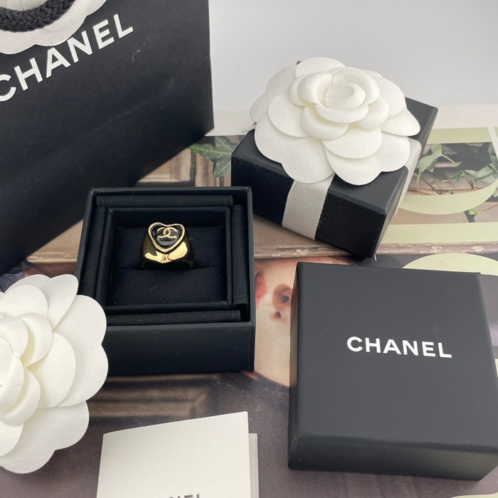 シャネル スタイル リング ハート