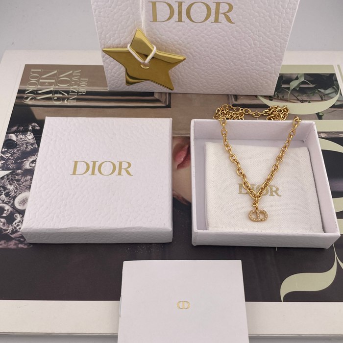 ネックレス D ゴールドCD太めチェーンネックレス — スワロフスキーシルバーシャドウ使用、クラシックでデイリーに最適