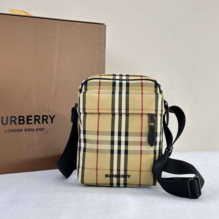 BURBERRY フレディ ショルダーバッグ チェック メンズ 20.5×16×4cm