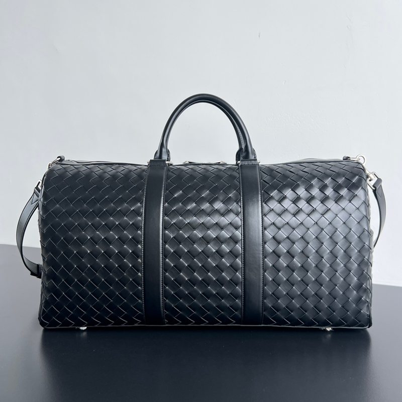 BOTTEGA VENETA イントレチャート レザー ウィークエンドバッグ メンズ 55×29×24cm