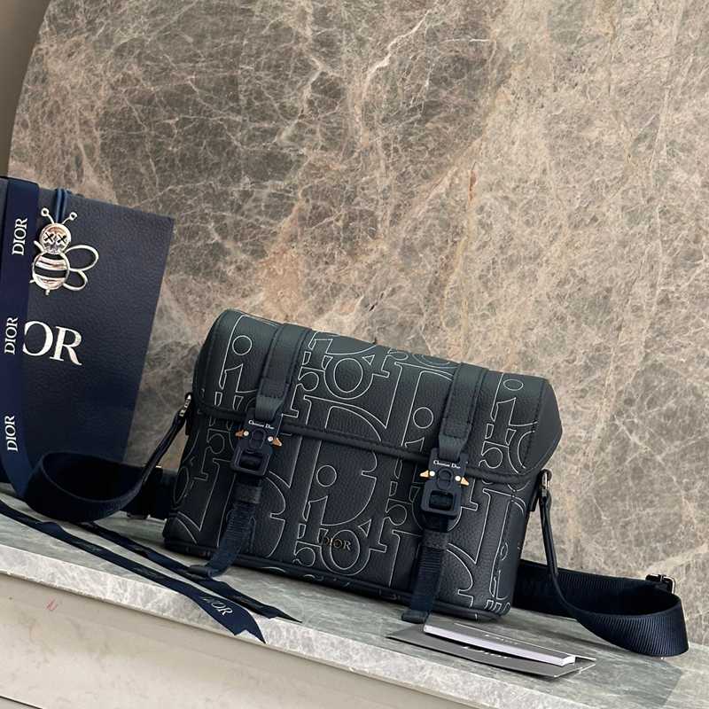 DIOR メッセンジャーバッグ ディオールグラヴィティ レザー メンズ 24×18×8cm