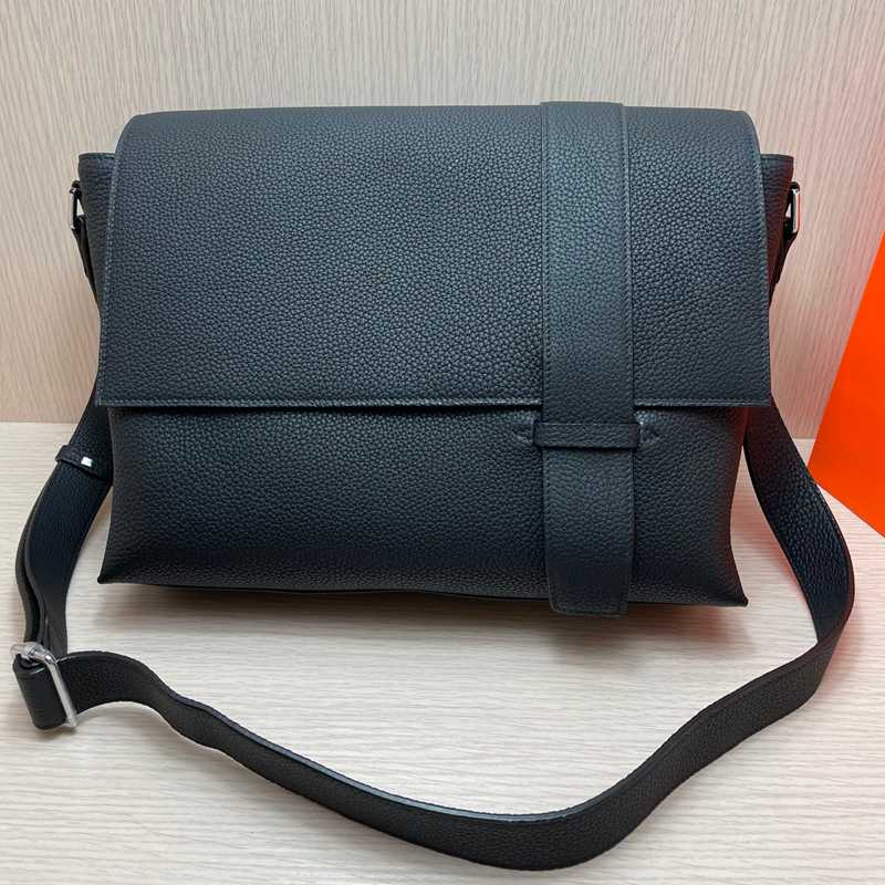 HERMES アルフレッド メッセンジャーバッグ ユニセックス 34×28×10cm