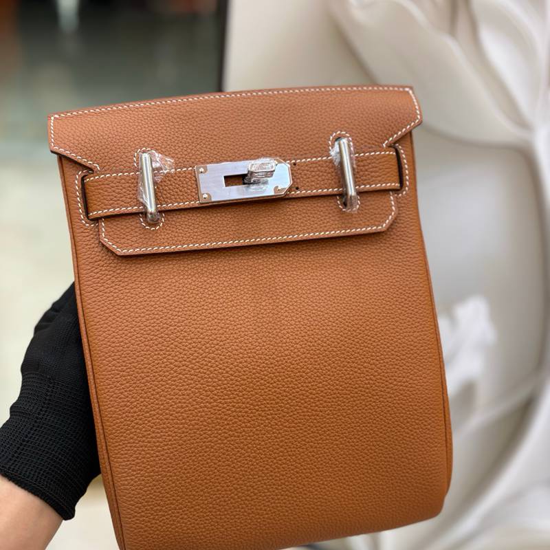 HERMES ハックアドス バックパック スモール ユニセックス 21×27×8cm