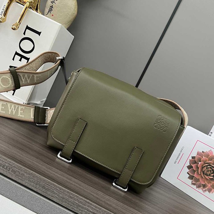 LOEWE ミリタリー メッセンジャーバッグ レザー×ジャカード メンズ 24.5×18×10.5cm