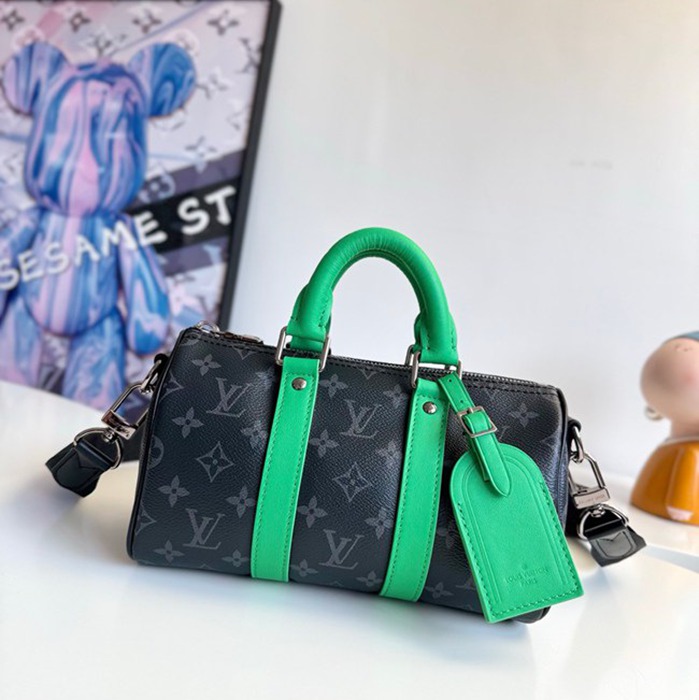 LOUIS VUITTON キープオール バンドリエール 25 モノグラムエクリプス メンズ 25×15×11cm