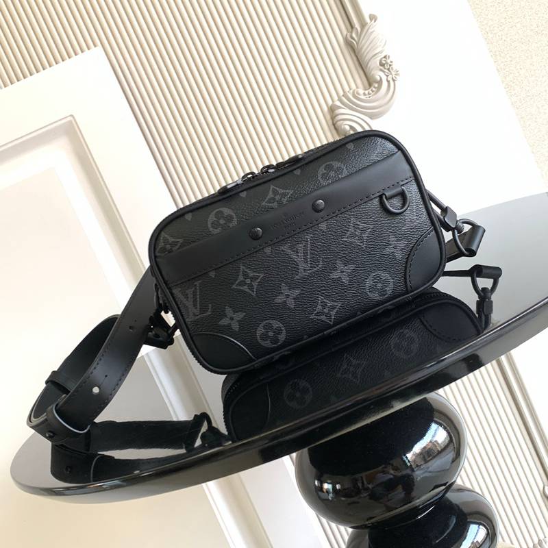 LOUIS VUITTON アルファ ミニ モノグラムシャドウ レザー ショルダーバッグ メンズ 18.5×11×6.5cm