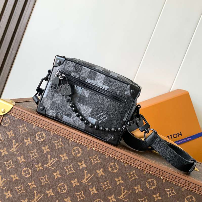 LOUIS VUITTON ミニソフトトランク ダモフラージュ ショルダーバッグ メンズ 18.5×13×8cm