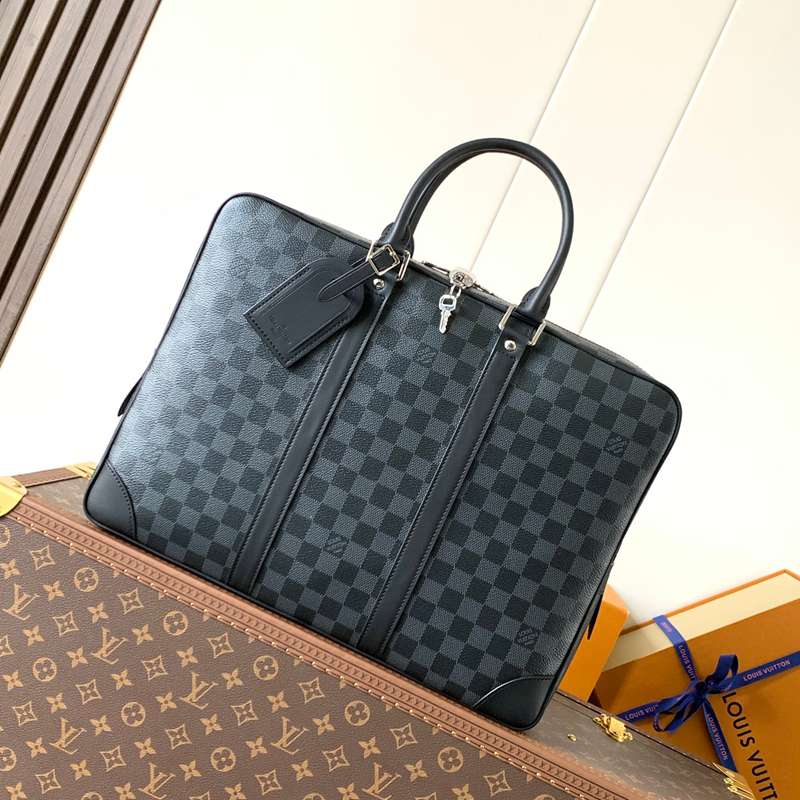 LOUIS VUITTON ポルトドキュマンボヤージュ モノグラム ブリーフケース メンズ 41×31×7cm