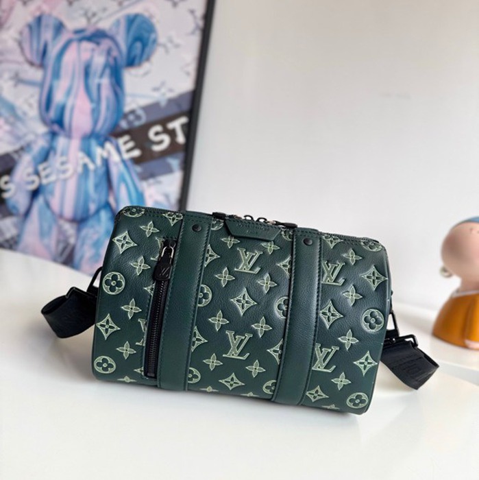 LOUIS VUITTON シティキープオール ショルダーバッグ メンズ 25×15×11cm