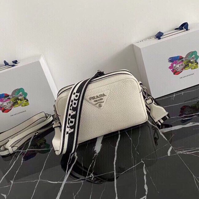 PRADA ショルダーバッグ ディアスキンレザー デュアルストラップ メンズ 22×14×8cm