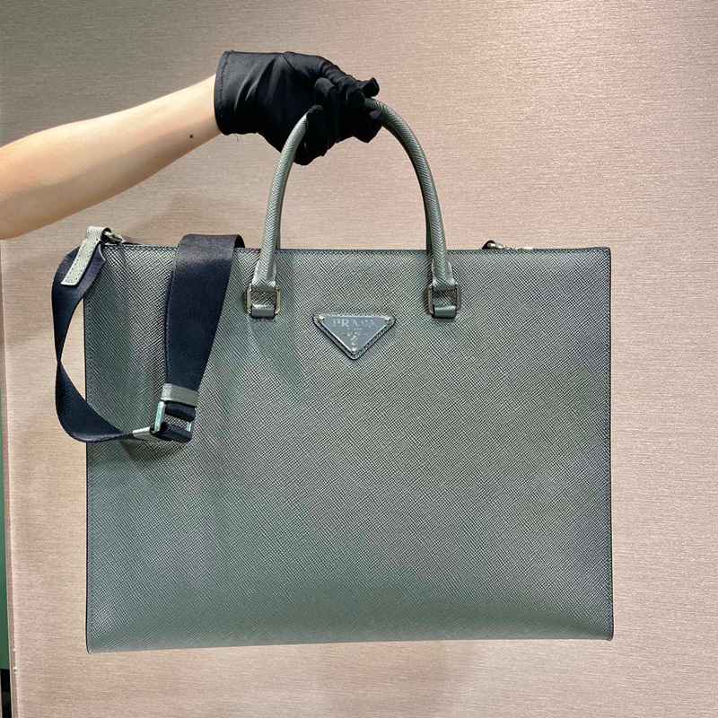 PRADA ブリーフケース サフィアーノレザー メンズ 40×30×9cm