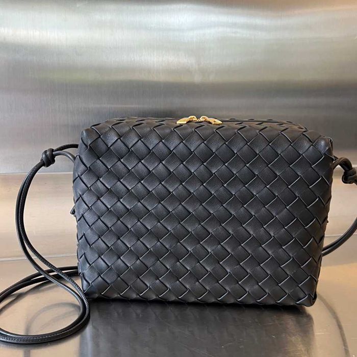 BV ショルダーバッグ レザー ハンドバッグ 25×18×11cm