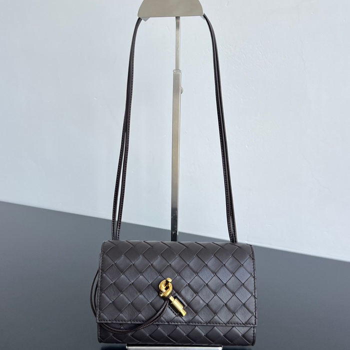 BV ショルダーバッグ レザー ハンドバッグ アンディアーモ 19×13×2cm