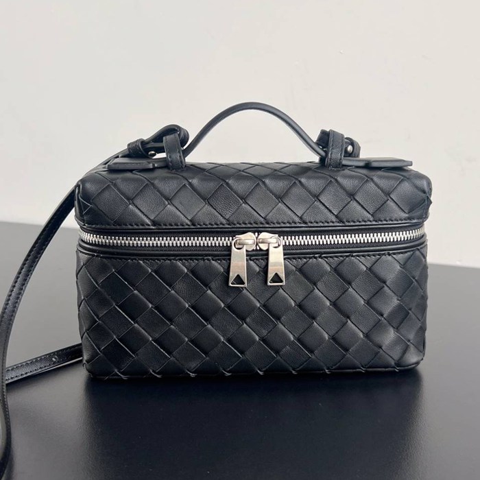 BV ショルダーバッグ レザー ポーチ 化粧ポーチ 22×12.5×5cm