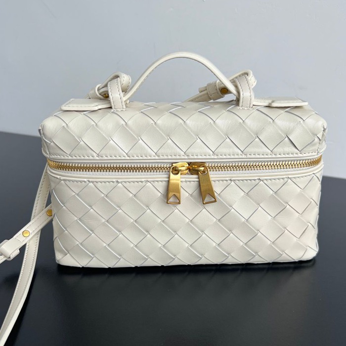 BV ショルダーバッグ レザー ポーチ 化粧ポーチ 22×12.5×5cm