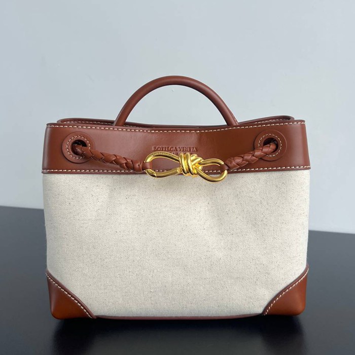 BV ショルダーバッグ レザー ハンドバッグ アンディアーモ 25×22×10.5cm