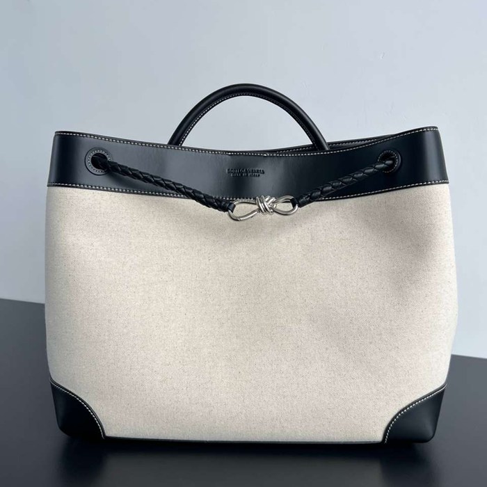 BV ショルダーバッグ レザー ハンドバッグ アンディアーモ 42×35×18cm