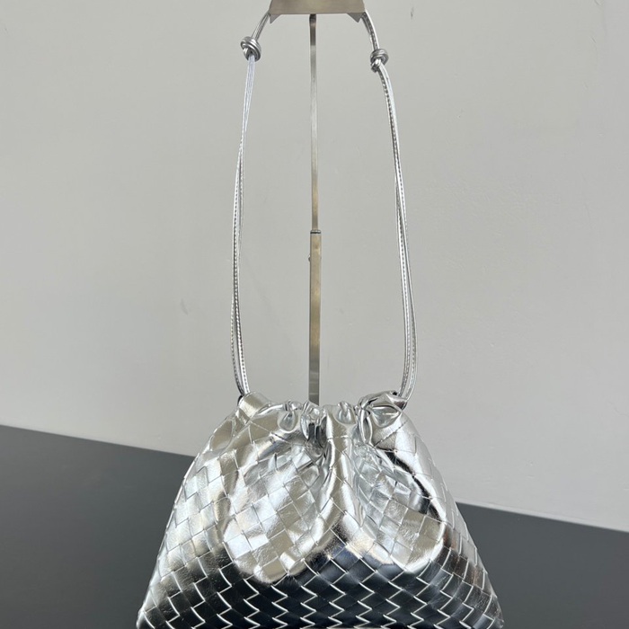 BV トートバッグ レザー ショルダーバッグ 抽繩 ダストバッグ 32×23×cm