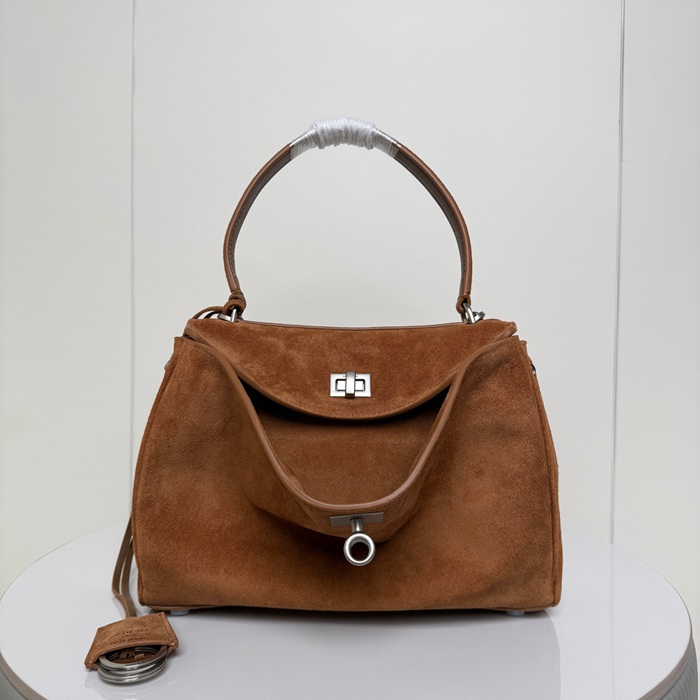 バレンシアガ ショルダーバッグ ロデオ 29×20×10cm