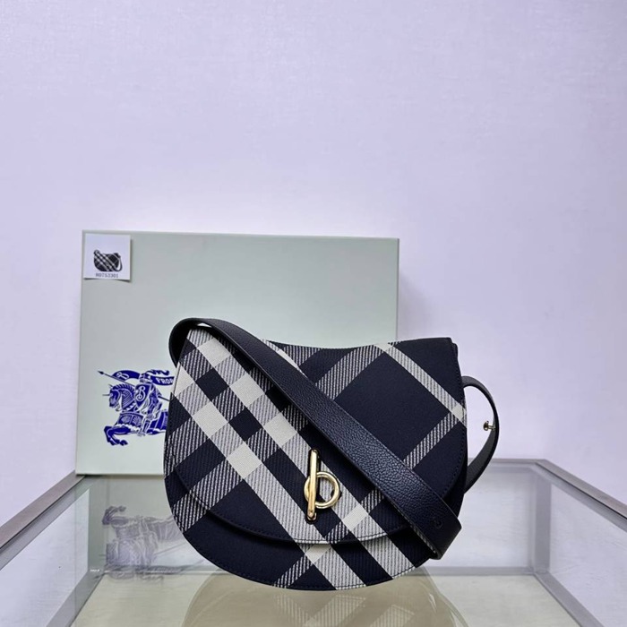 バーバリー ショルダーバッグ 26×9.5×20.5cm