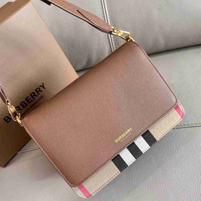 バーバリー ショルダーバッグ 24×17×9cm