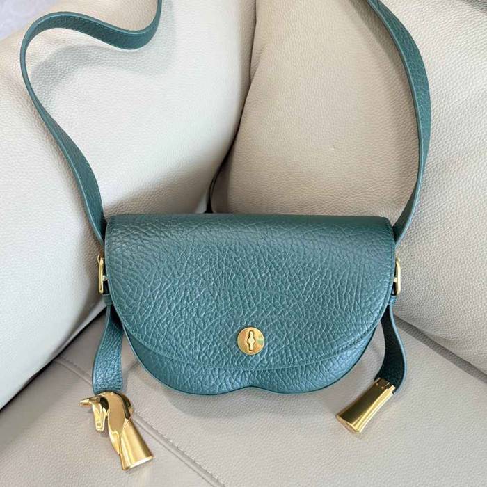 バーバリー ショルダーバッグ チェス 25×6.5×17.5cm