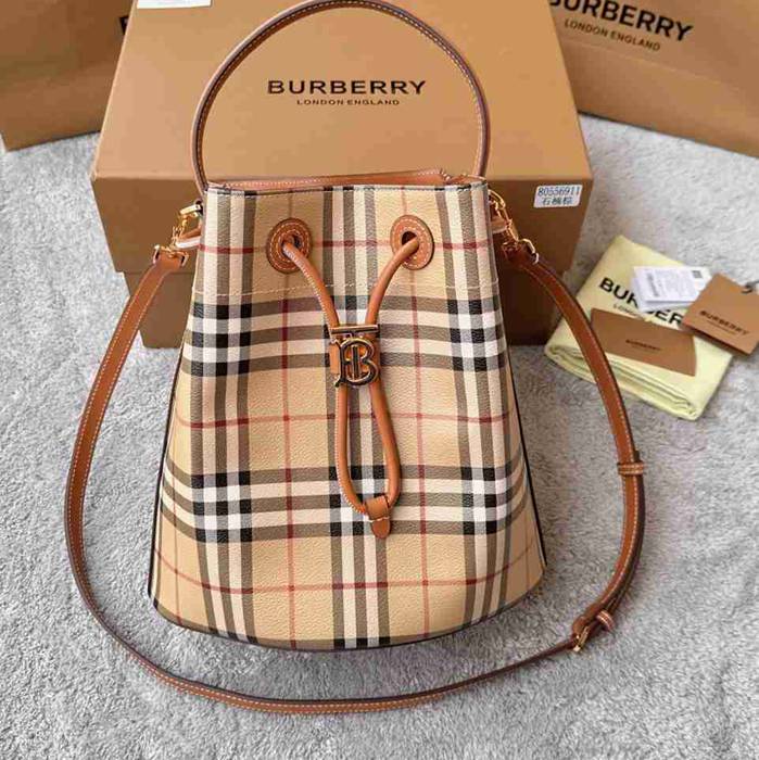 バーバリー バケツバッグ 16×26×26cm