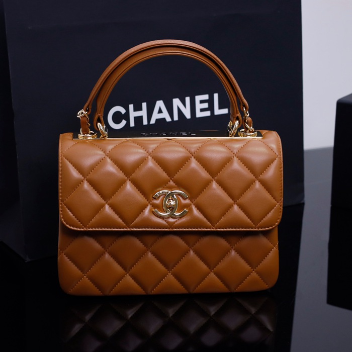 シャネル ハンドバッグ 25×12×17cm