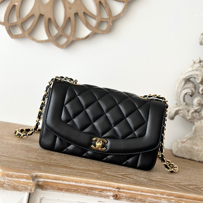 シャネル ハンドバッグ 22.5×14×7cm